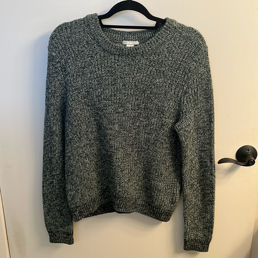 H&M Green thick knit sweater
